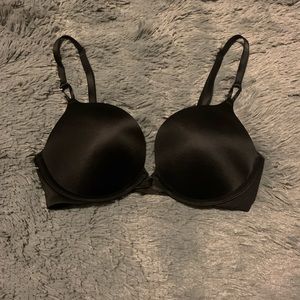 Victoria’s Secret Bombshell Push-up bra